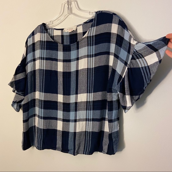 Vince Camuto Plaid Ruffle Sleeve Relaxed Fit Top - Picture 3 of 6